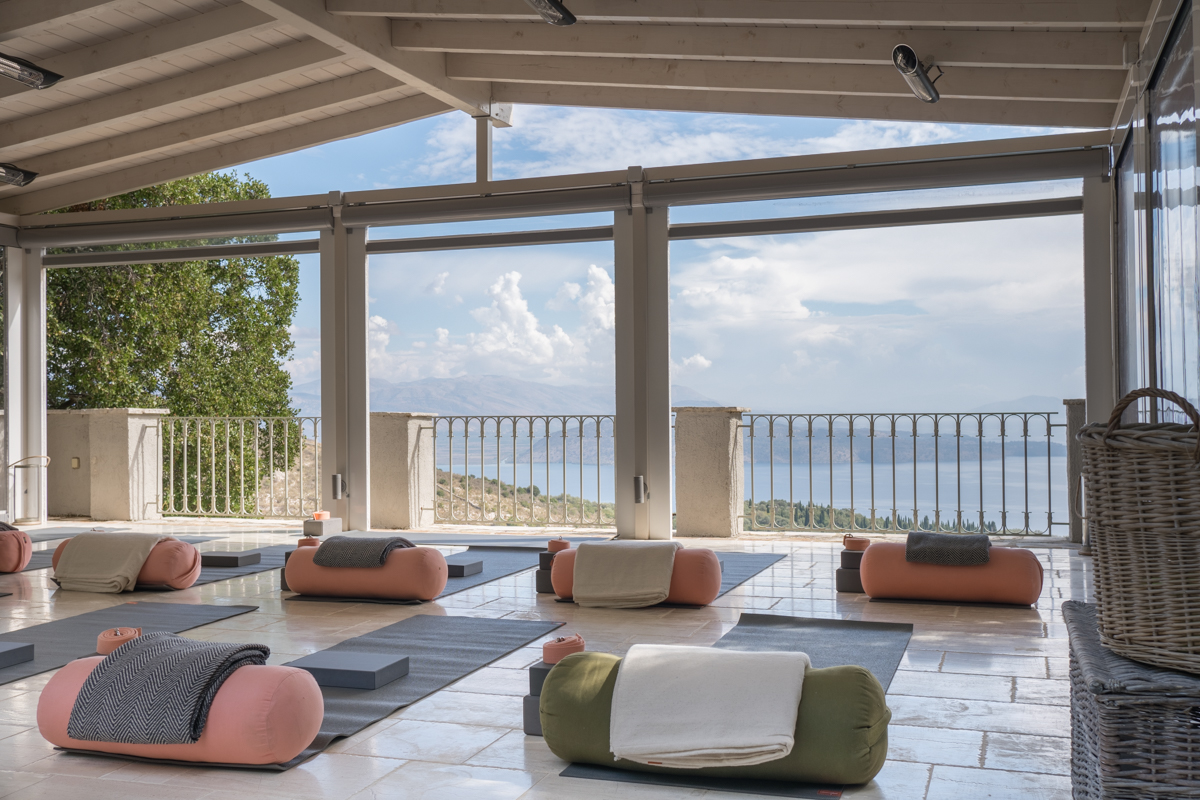 rou-estate-yoga-wellness (15)